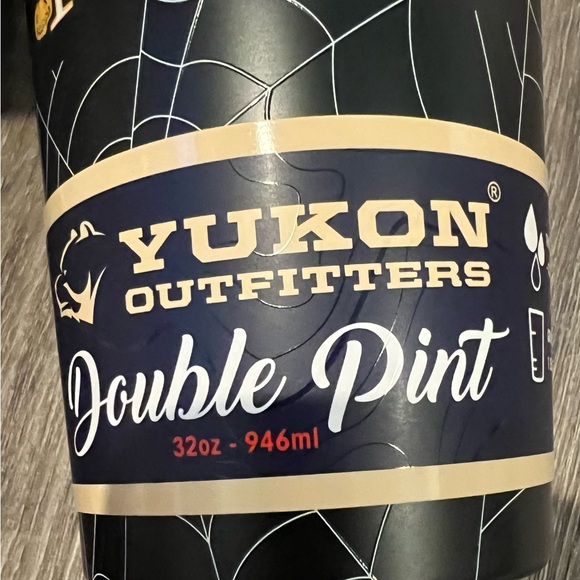 SOLD๐ฅ๐ฅLAST ONE๐ฅ Halloween Buc-ees Yukon Glow in Dark Tumbler๐ฅ๐ฅ - Picture 4 of 5